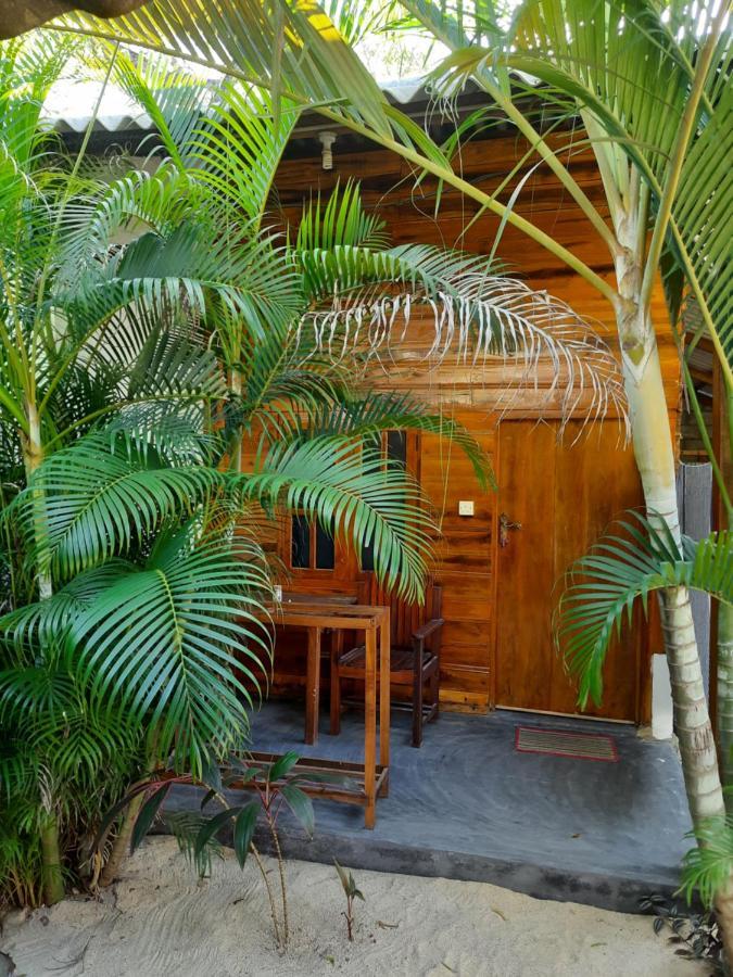 Eagle Resort Arugambay Arugam Bay Bagian luar foto
