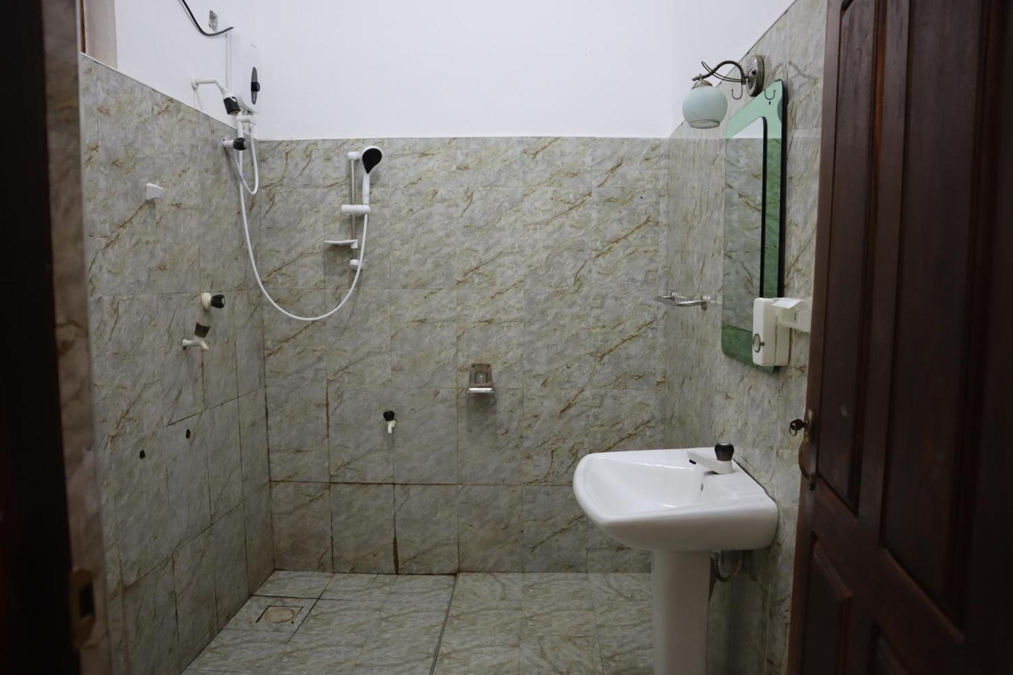 Eagle Resort Arugambay Arugam Bay Bagian luar foto
